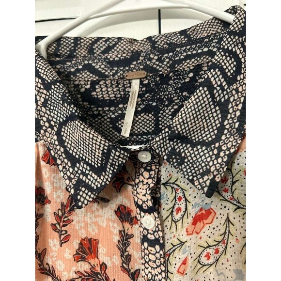 Free People Dani Women’s Small Button Down Shirt Paisley Floral Pattern Top - Picture 3 of 5